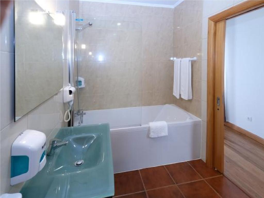 サンタ・クルス・ダ・グラシオーザ Casa Lagar De Pedraゲストハウス エクステリア 写真