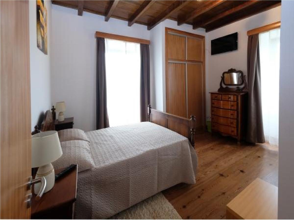 サンタ・クルス・ダ・グラシオーザ Casa Lagar De Pedraゲストハウス エクステリア 写真